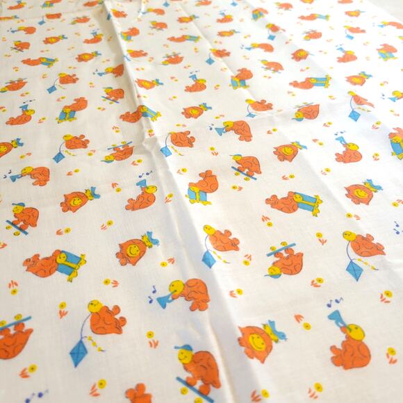 Cotton Fabric Orange Cartoon Turtles Playing Music Flying Kites 16" x 44" - Picture 7 of 12